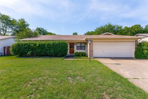 312 Hudson Avenue Crowley TX 76036