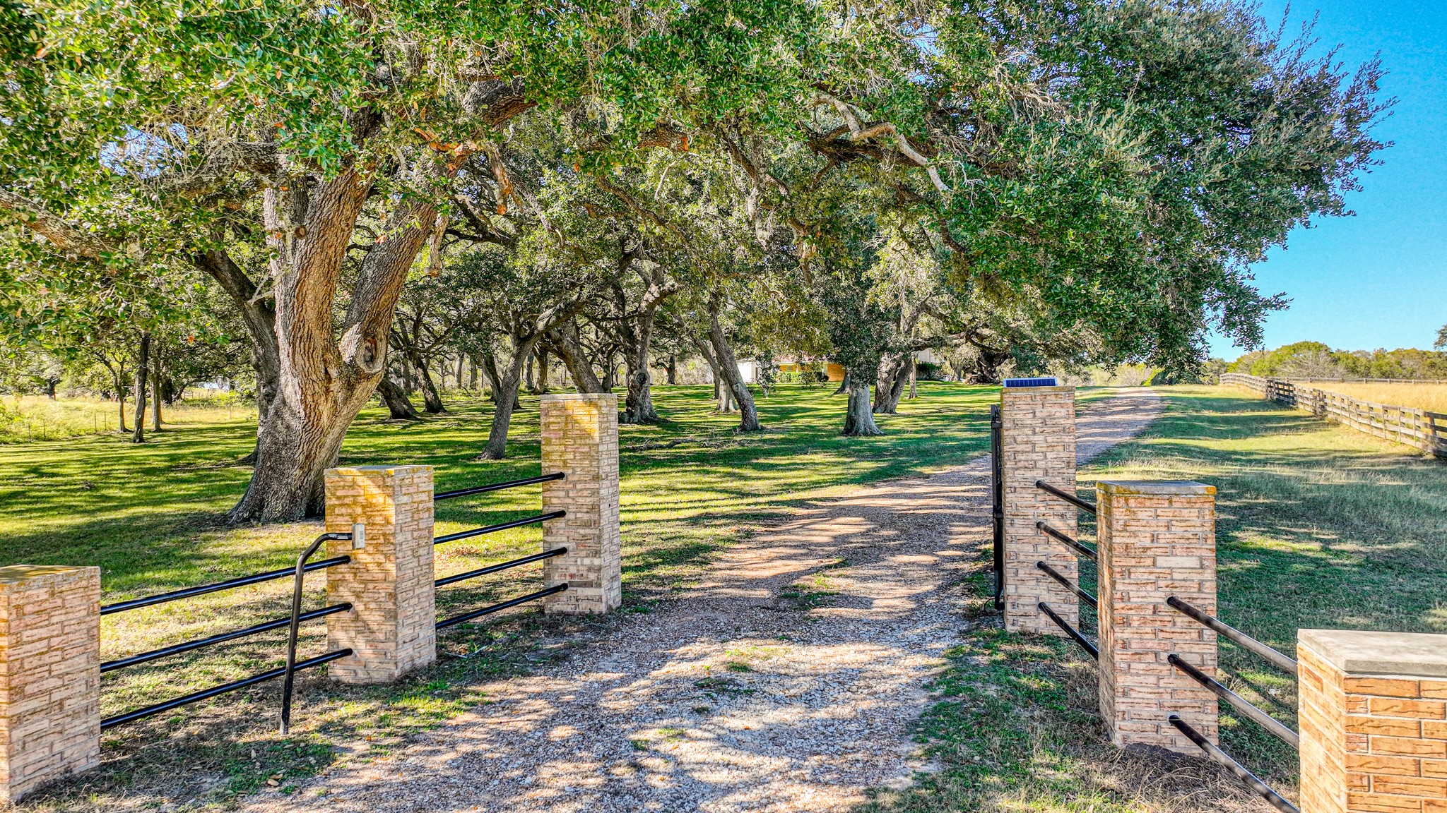 8145 Fm 390 E Brenham TX 77833