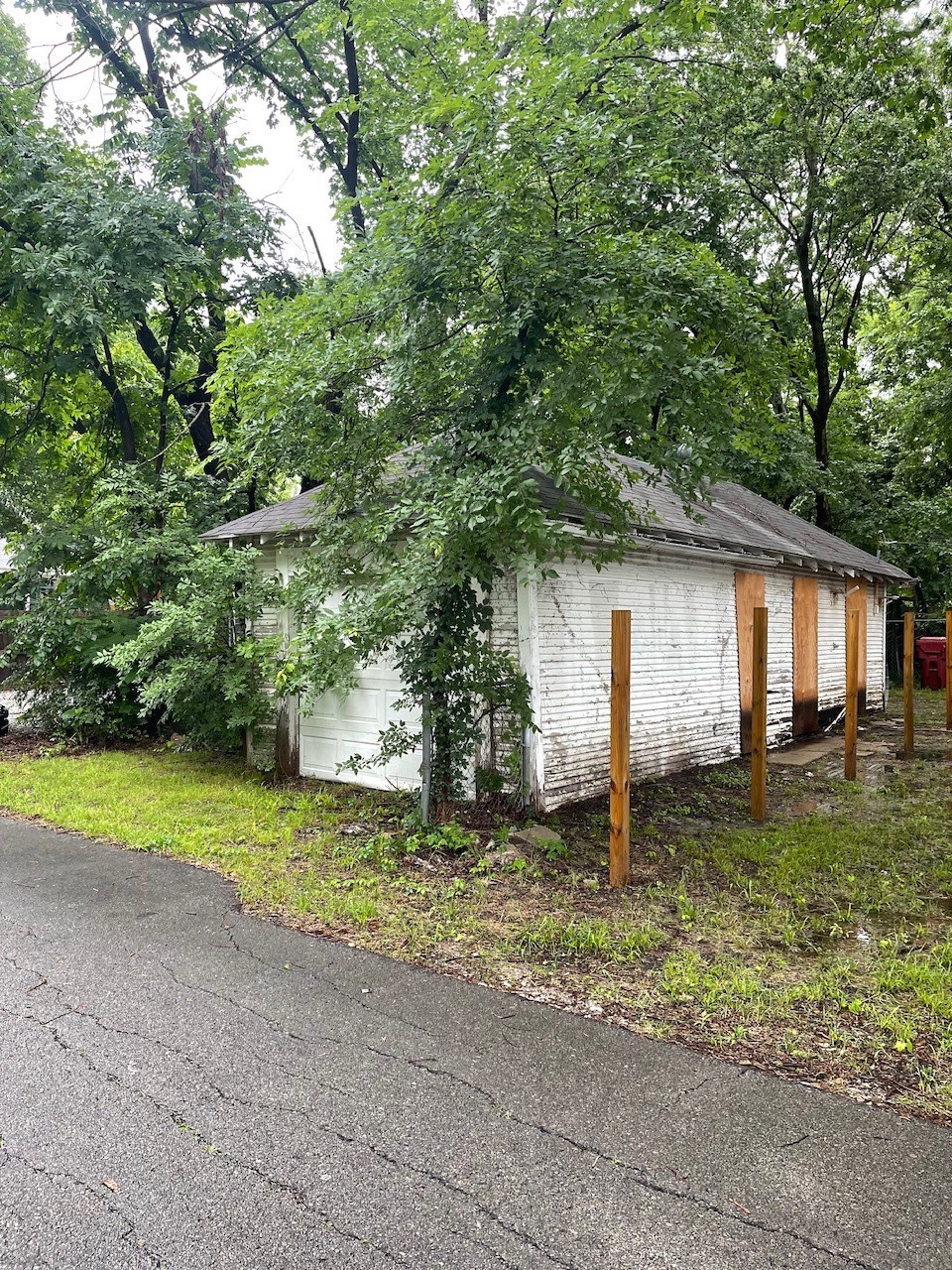 320 W 6th Street Bonham TX 75418