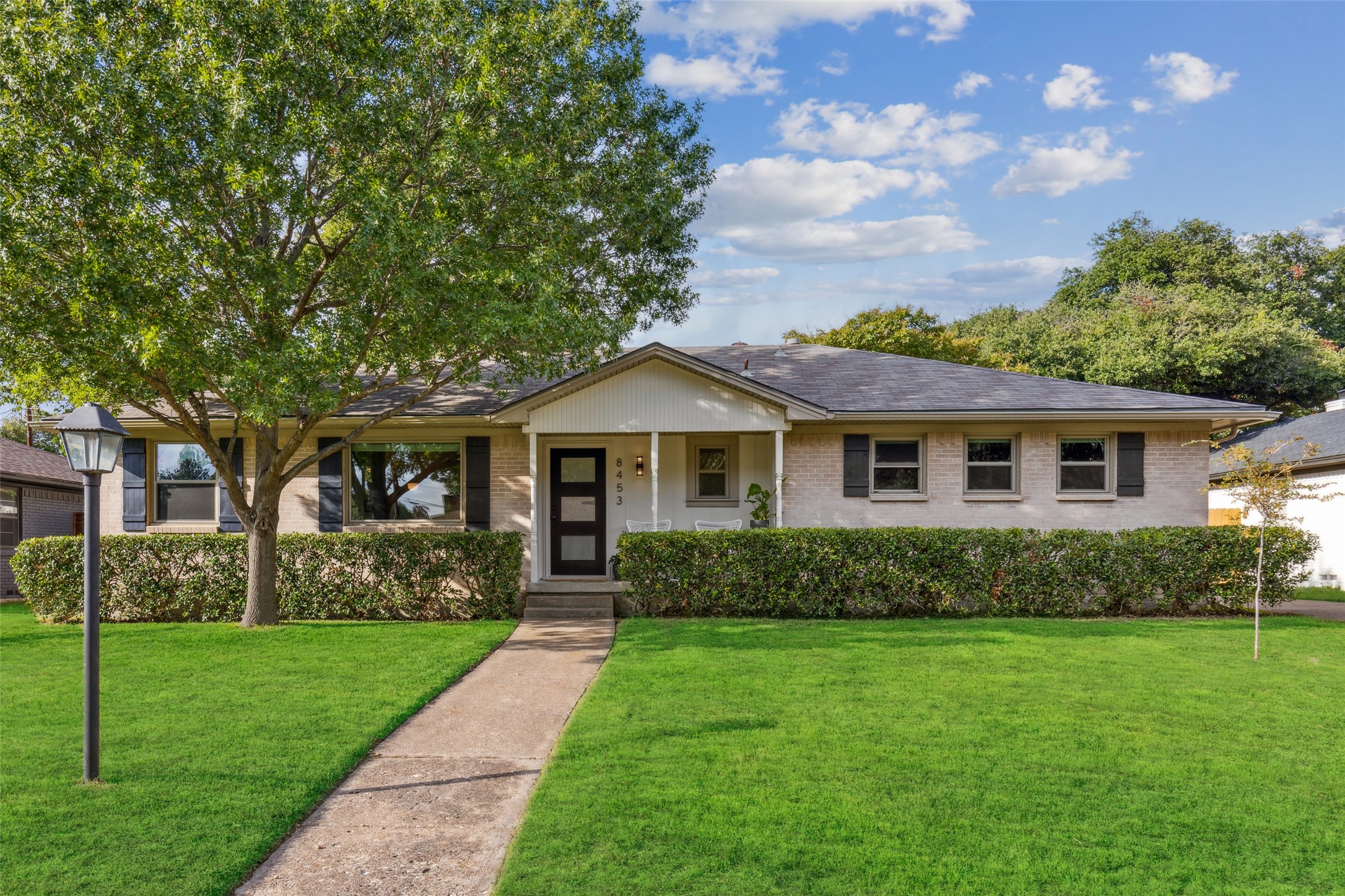 8453 Swift Avenue Dallas TX 75228