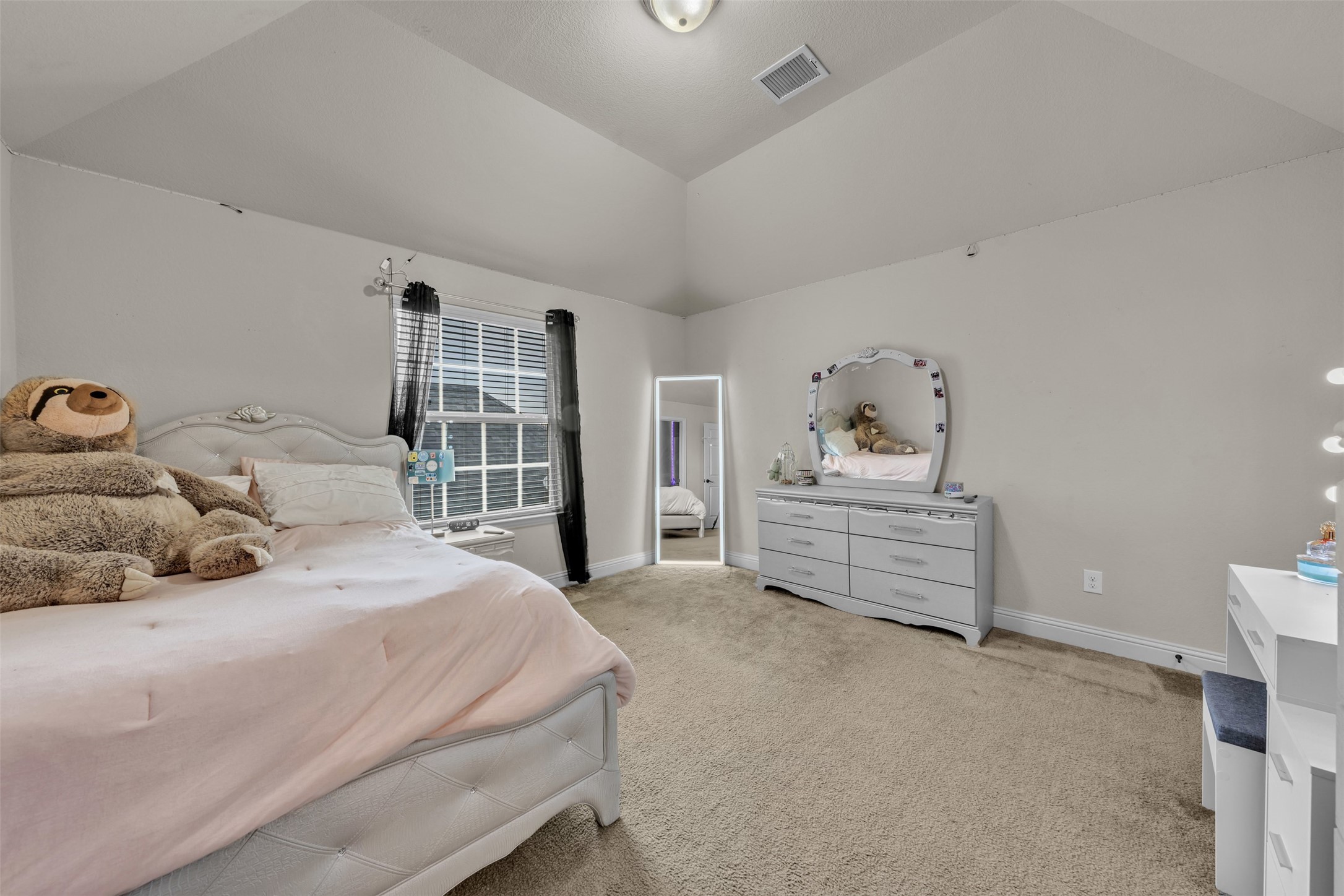 7235 Orillo Grand Prairie TX 75054