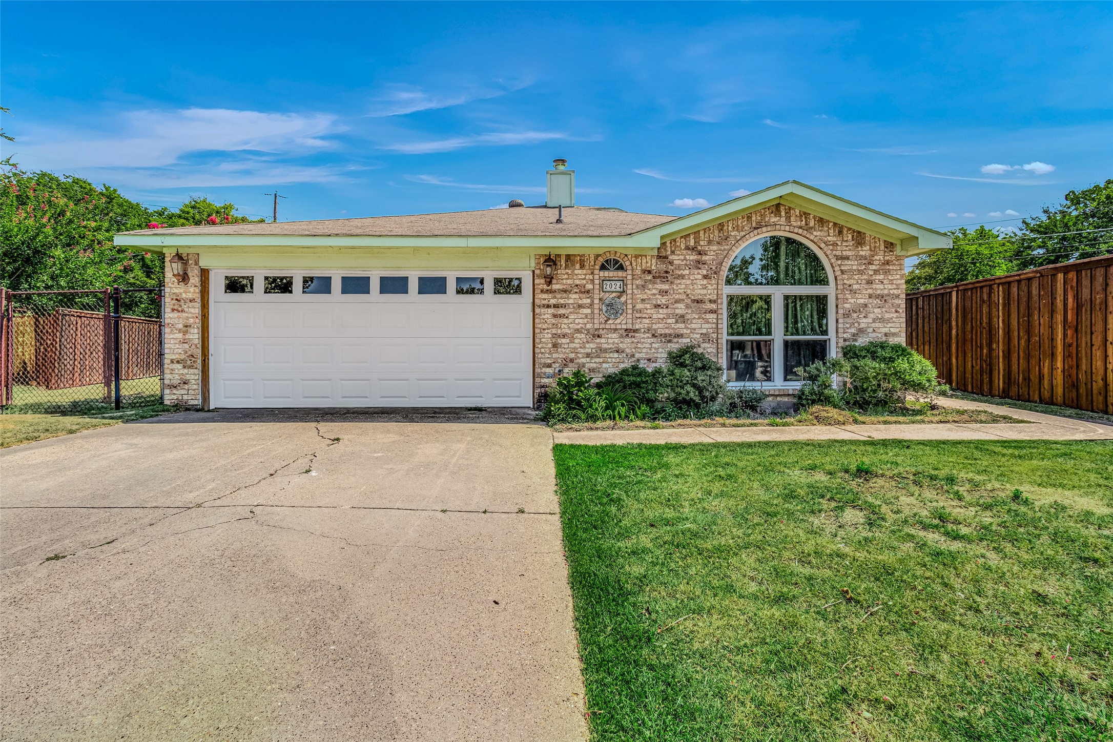 2024 Angelica Way Dallas TX 75217