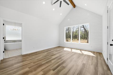 377 Oak Cove Court Sunset TX 76270