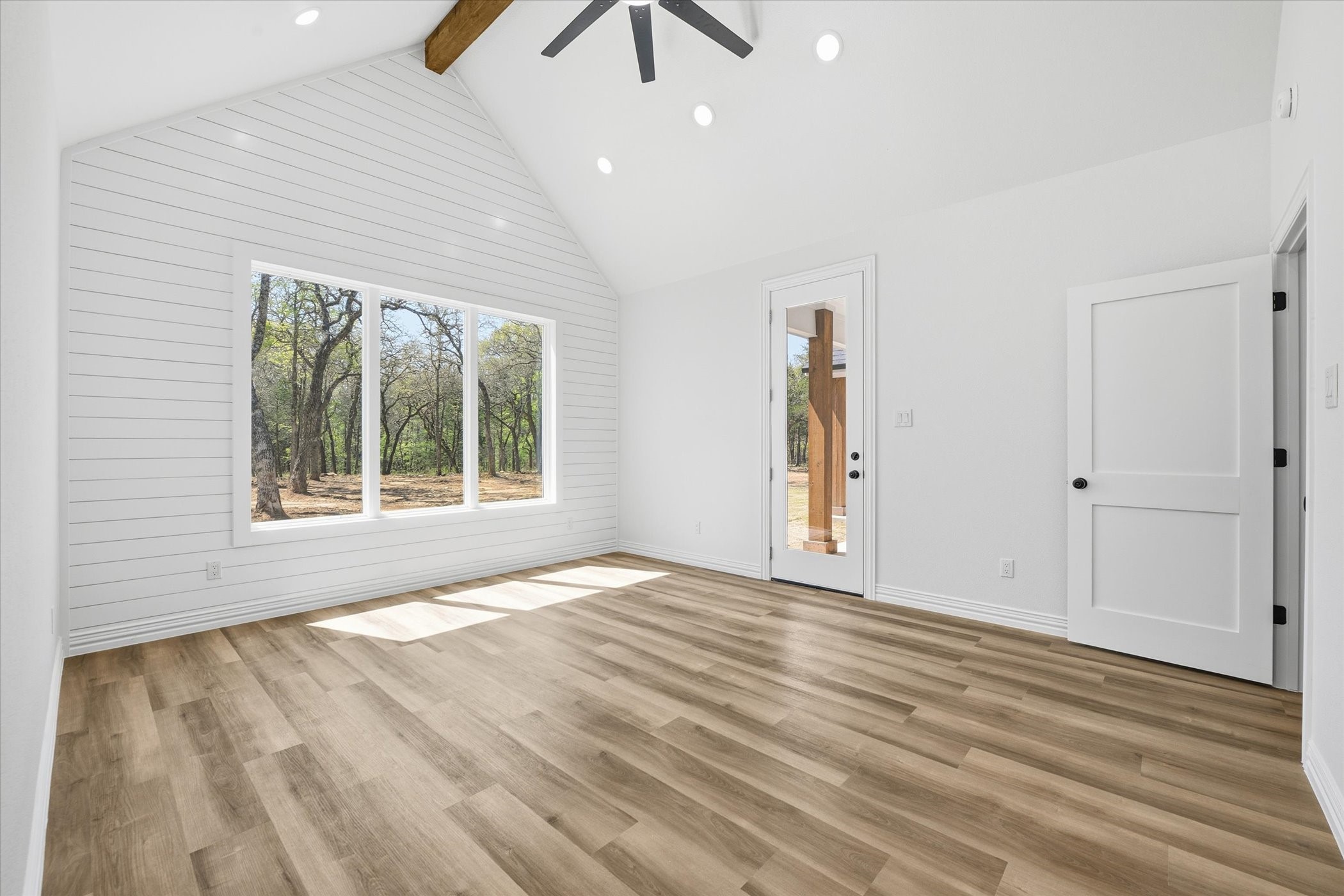 377 Oak Cove Court Sunset TX 76270