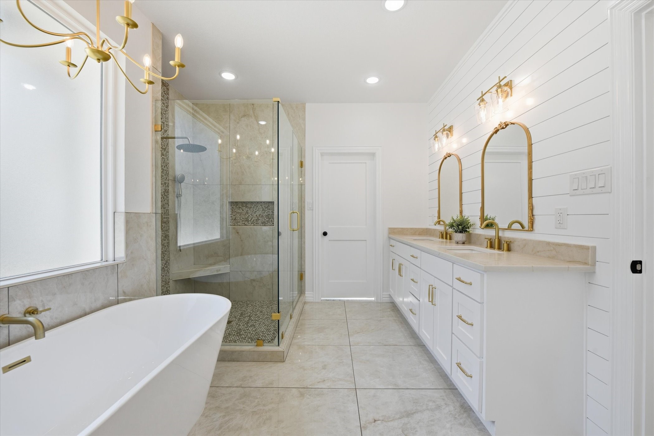 377 Oak Cove Court Sunset TX 76270