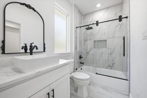 377 Oak Cove Court Sunset TX 76270