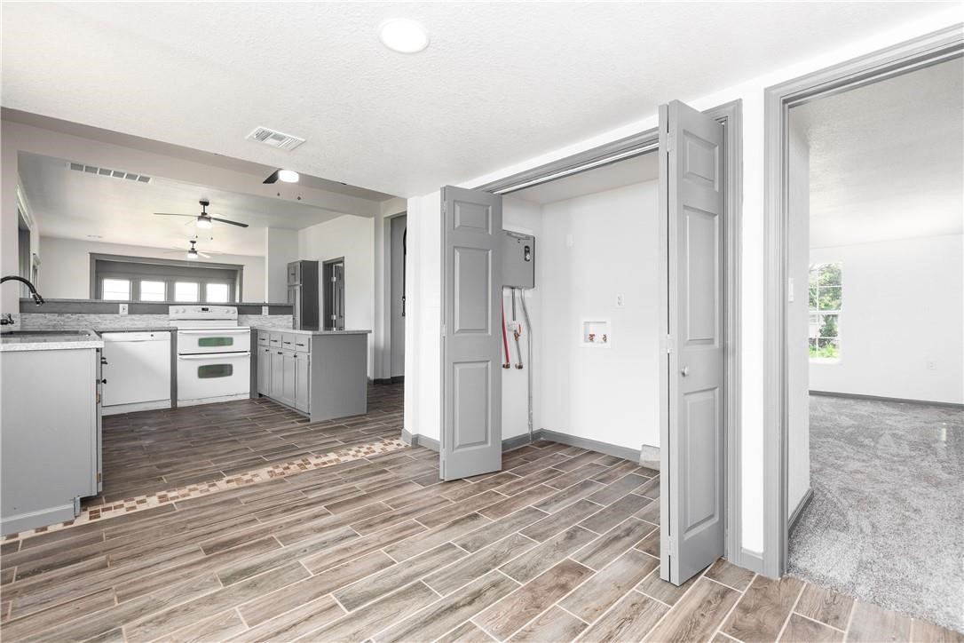 606 6th Street Moody TX 76557