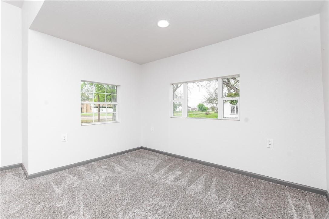 606 6th Street Moody TX 76557