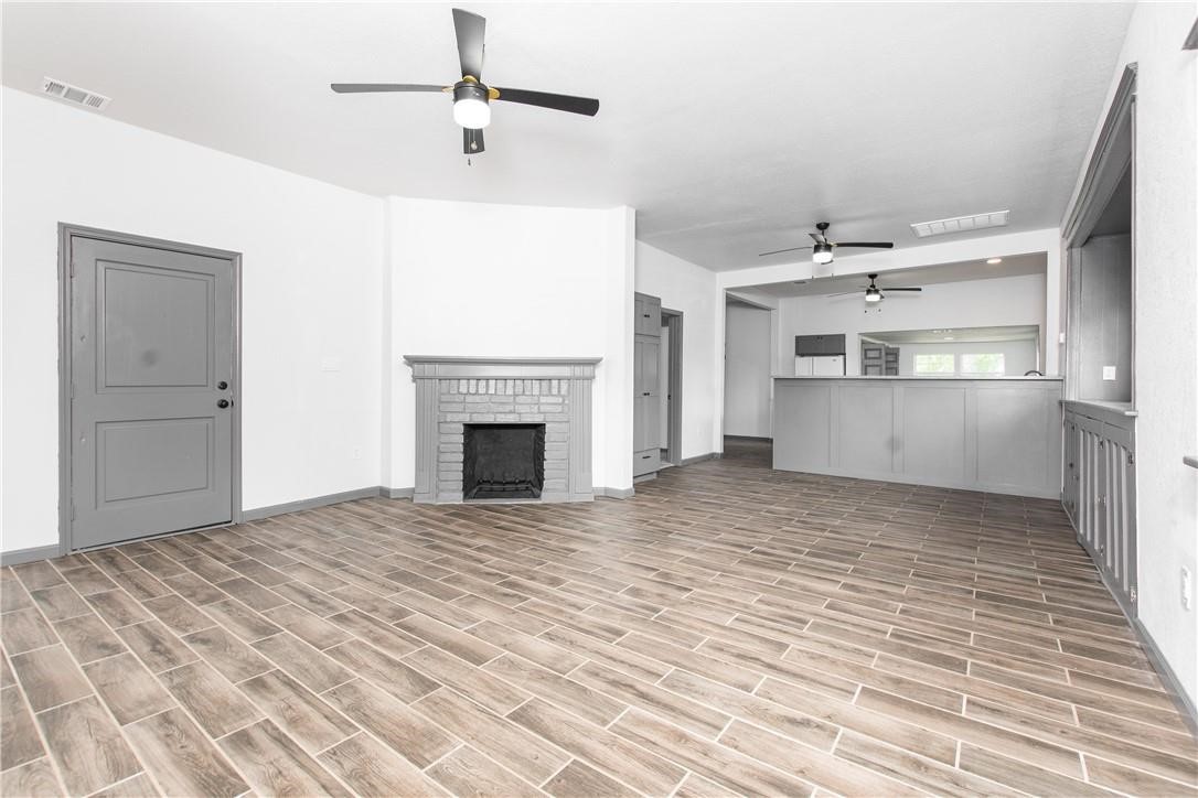 606 6th Street Moody TX 76557