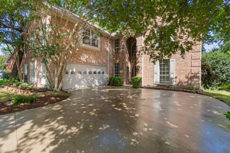 417 Crooked Creek Garland TX 75043
