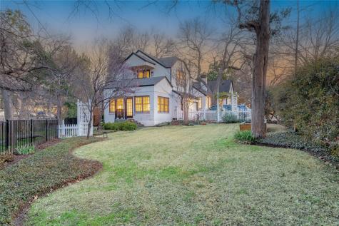 1302 E Canterbury Court Dallas TX 75208