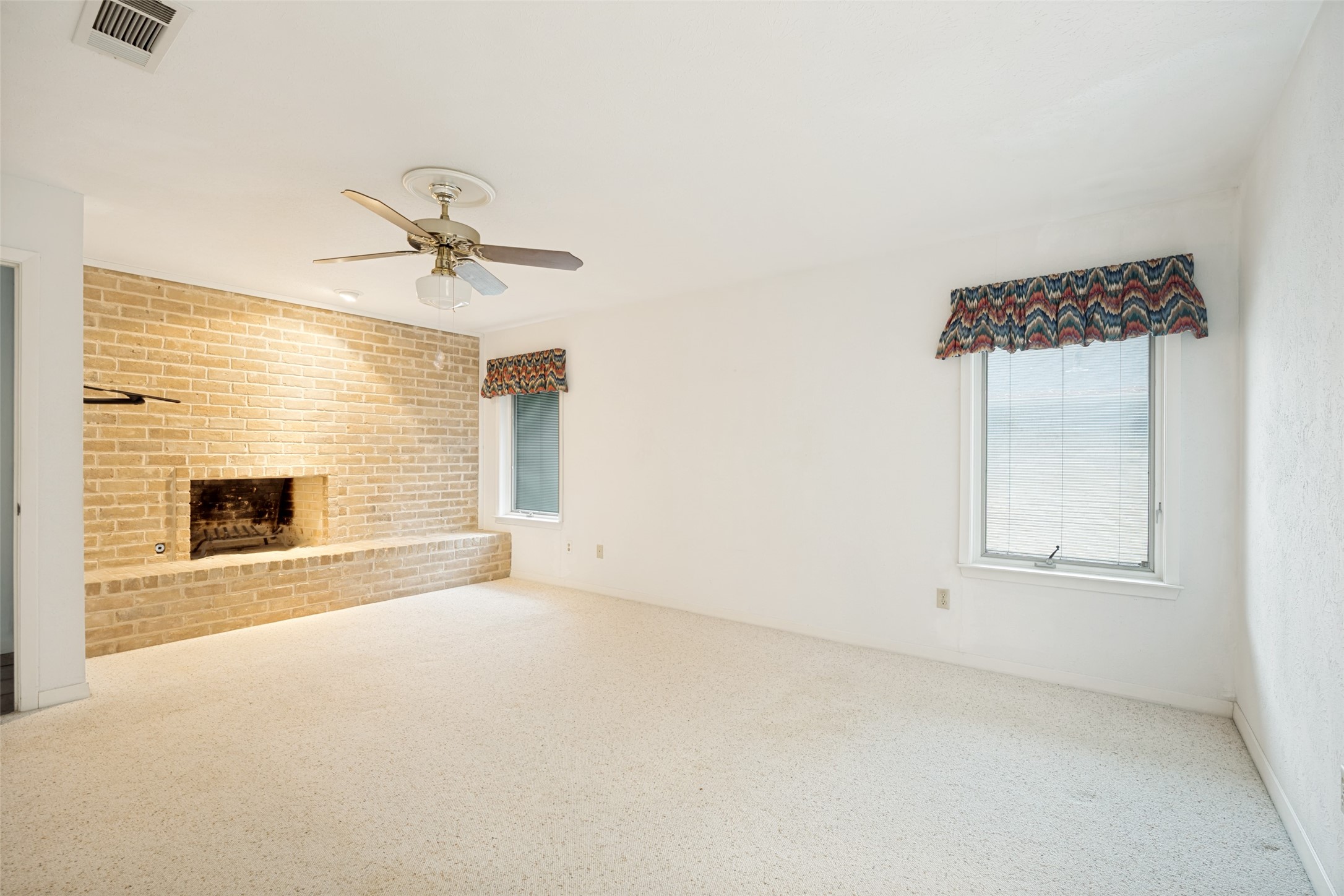 6727 Southpoint Drive Dallas TX 75248