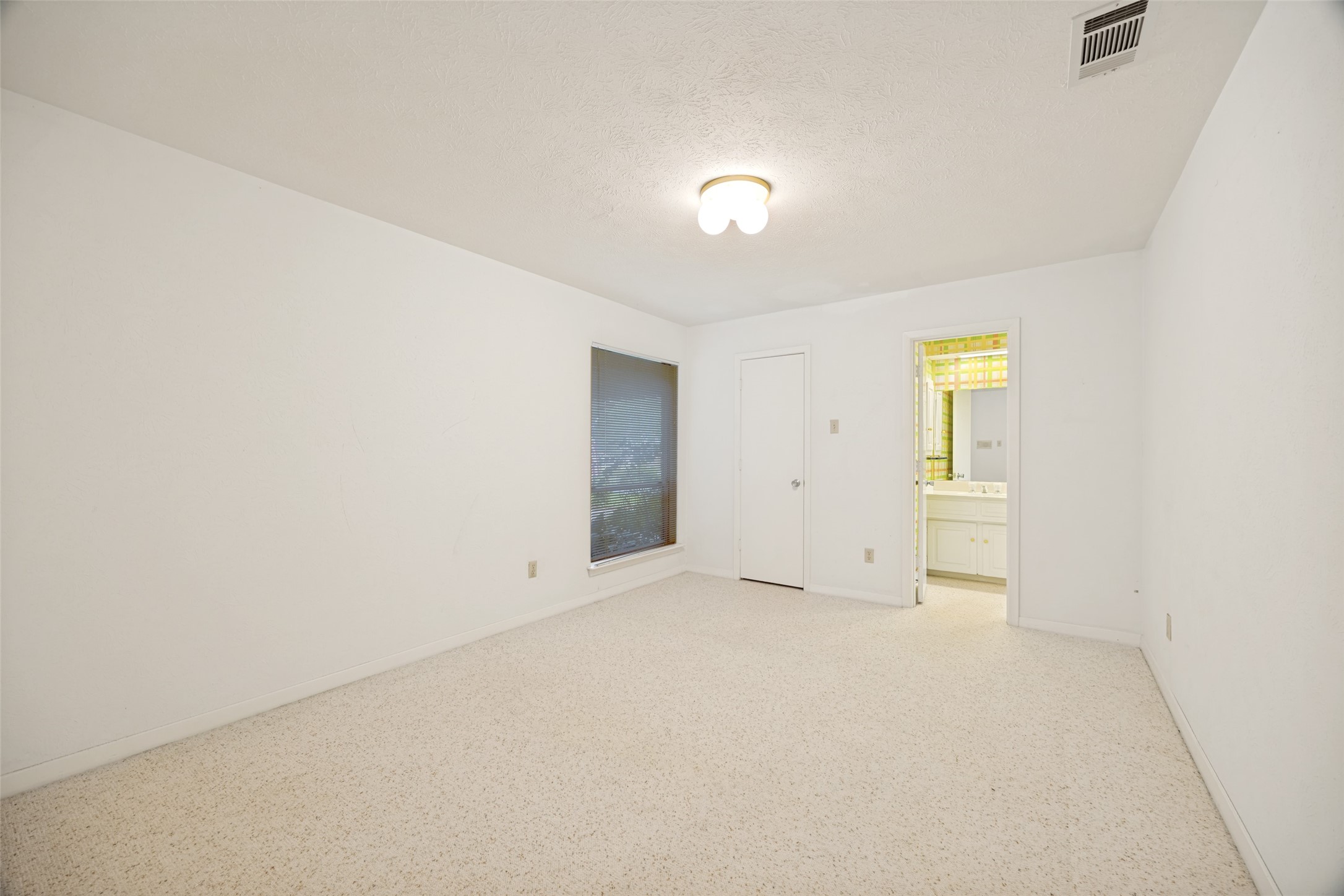 6727 Southpoint Drive Dallas TX 75248