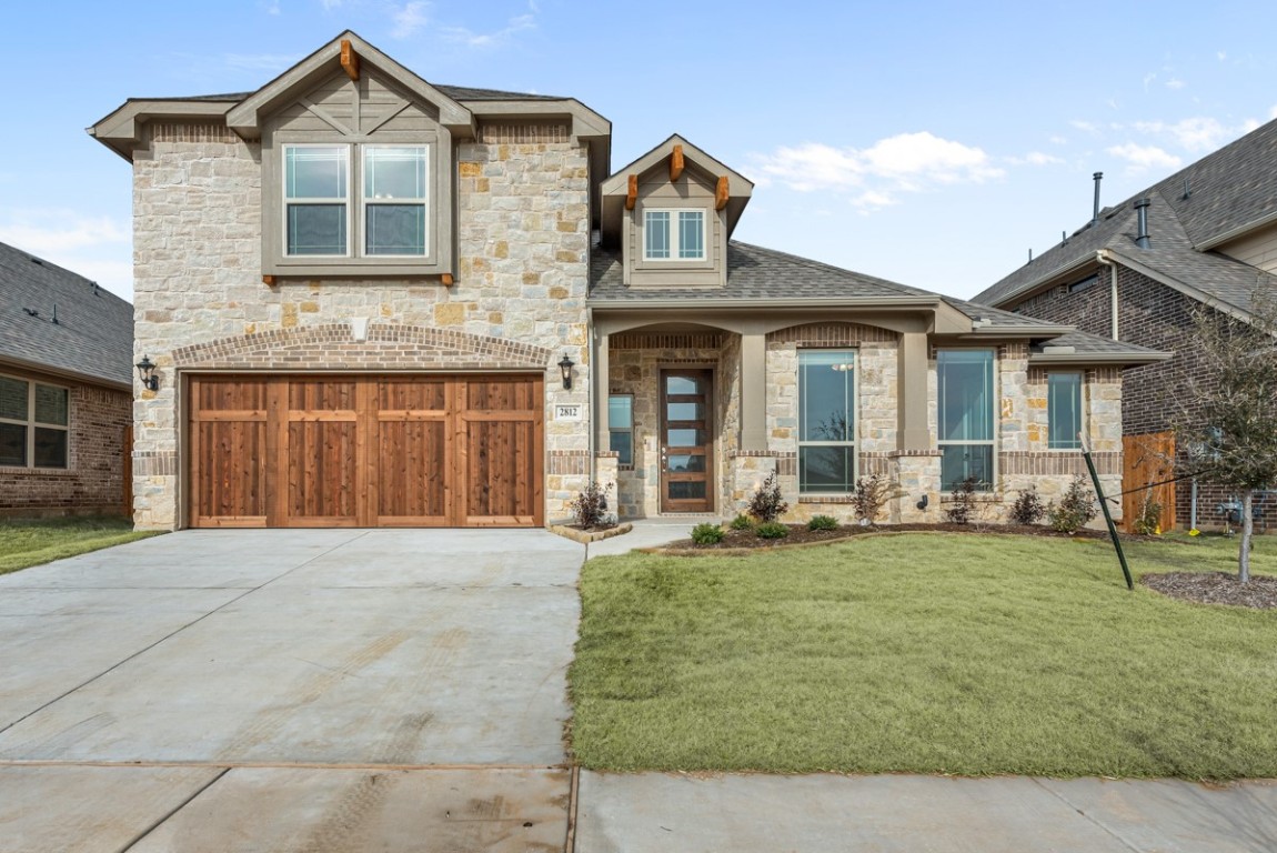 2812 Richard Street Burleson TX 76028