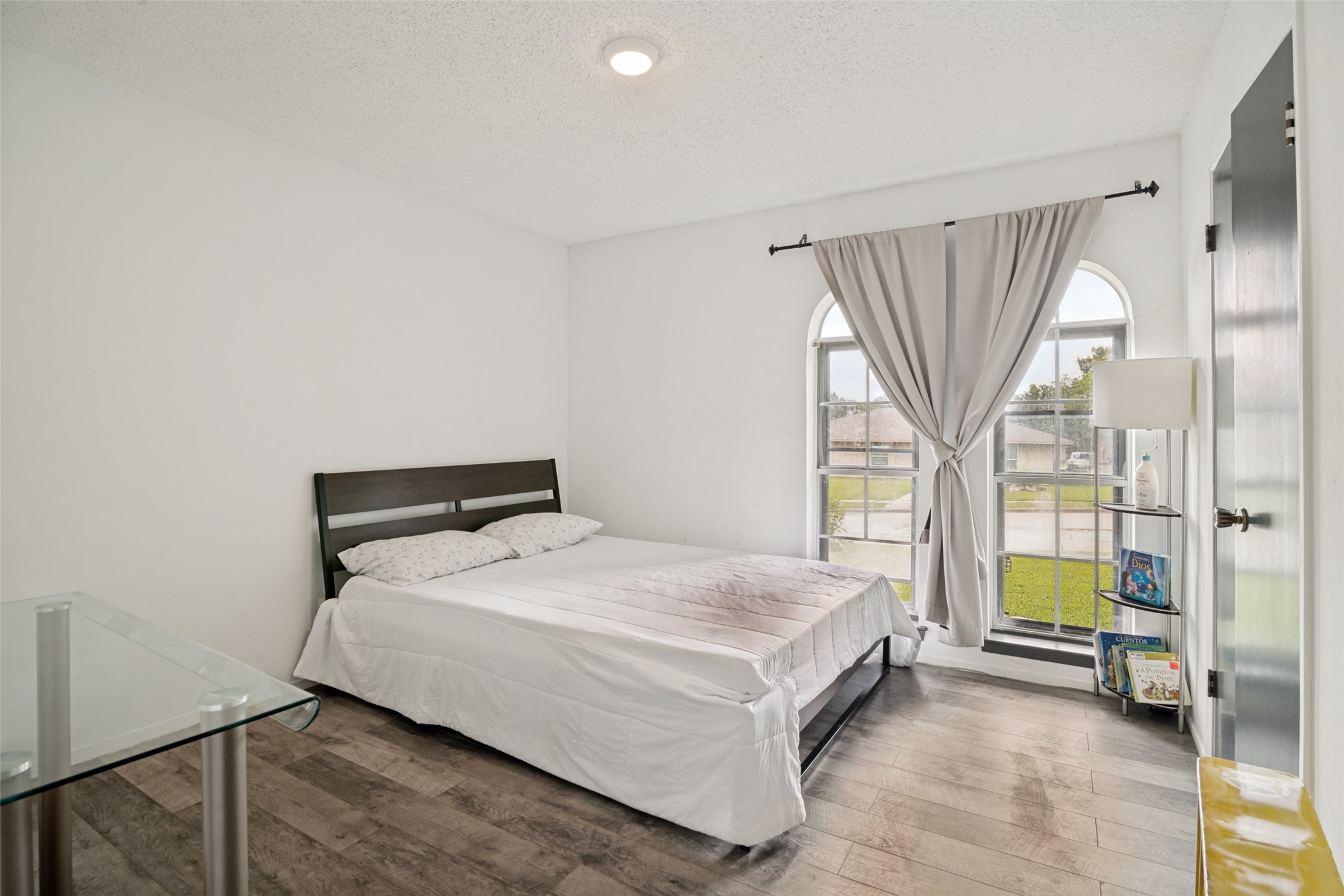 1217 Gardengate Circle Garland TX 75043