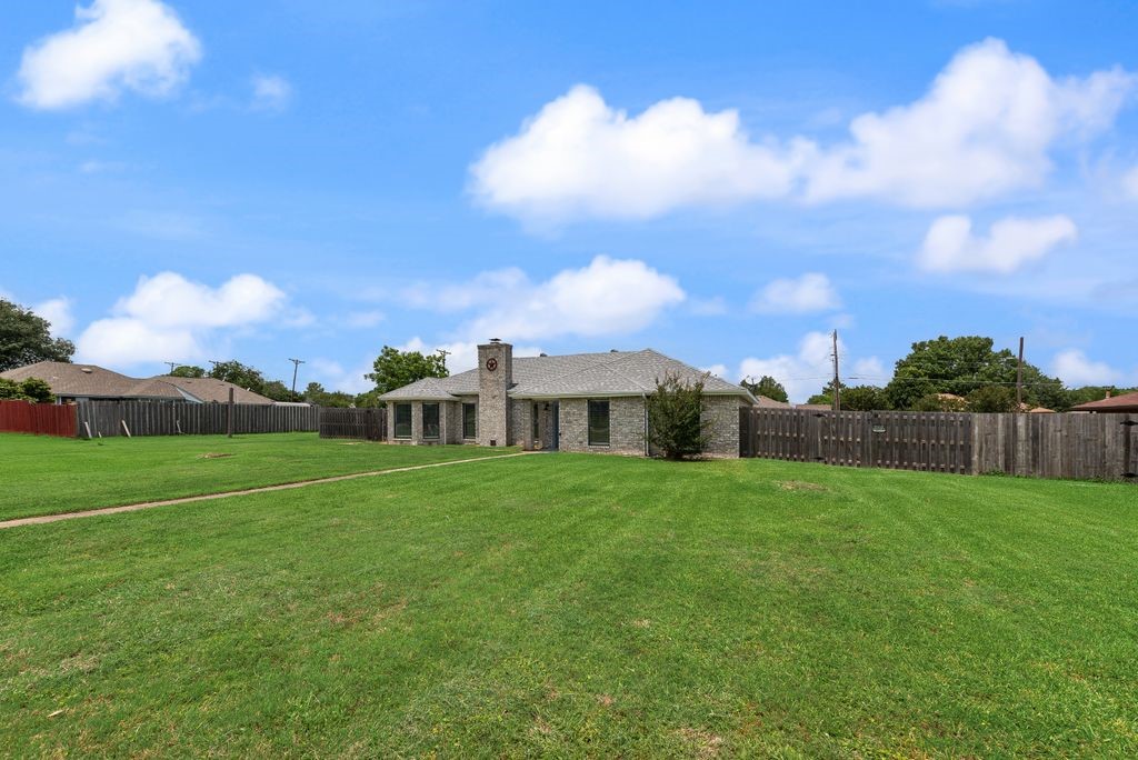 3517 Sachse Road Sachse TX 75048