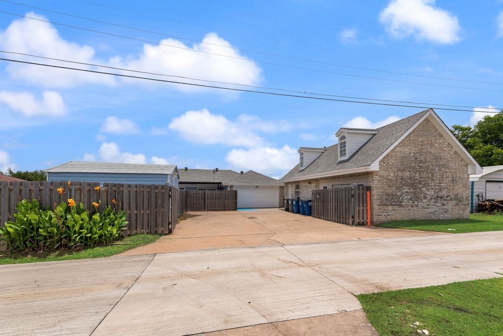 3517 Sachse Road Sachse TX 75048