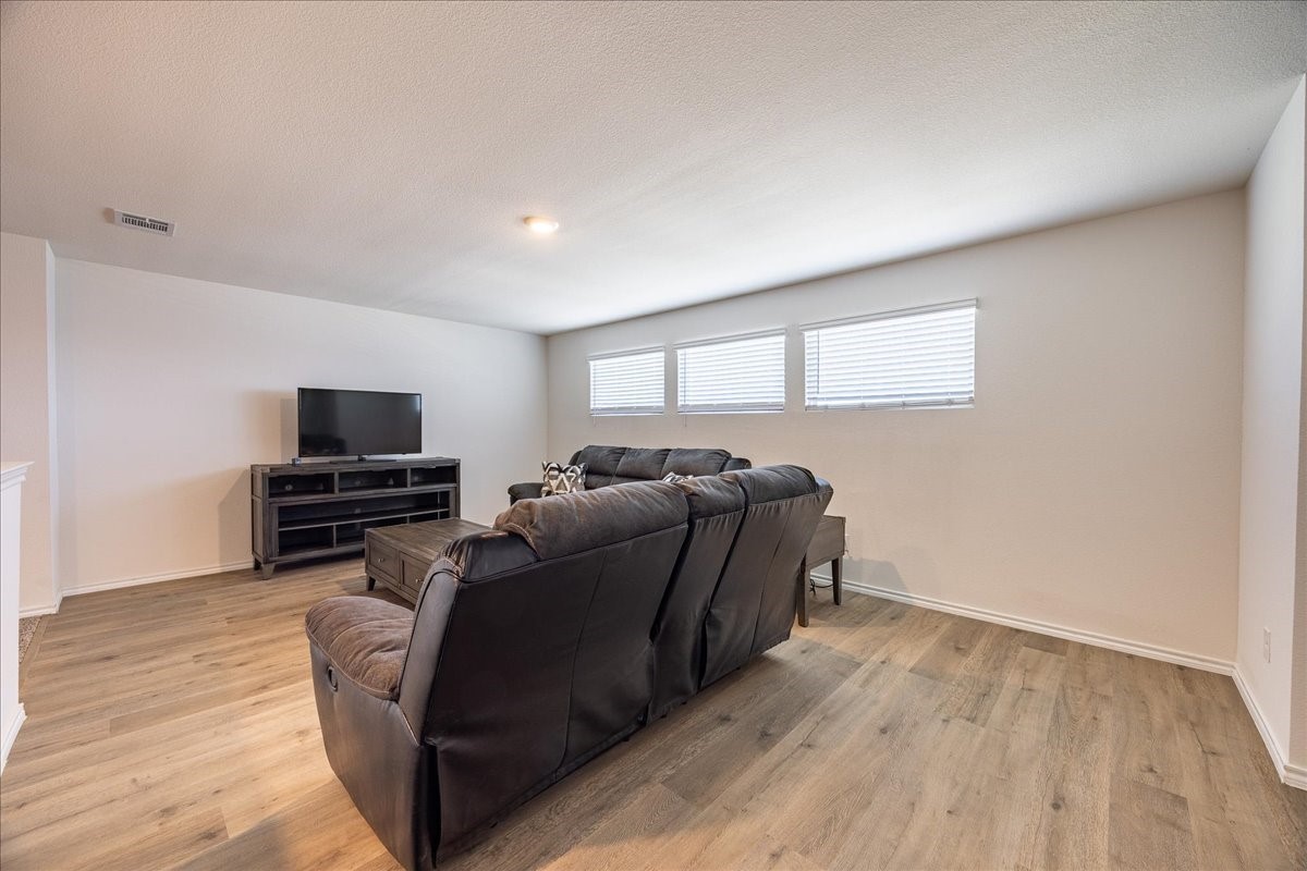 729 Amelia Court Pilot Point TX 76258