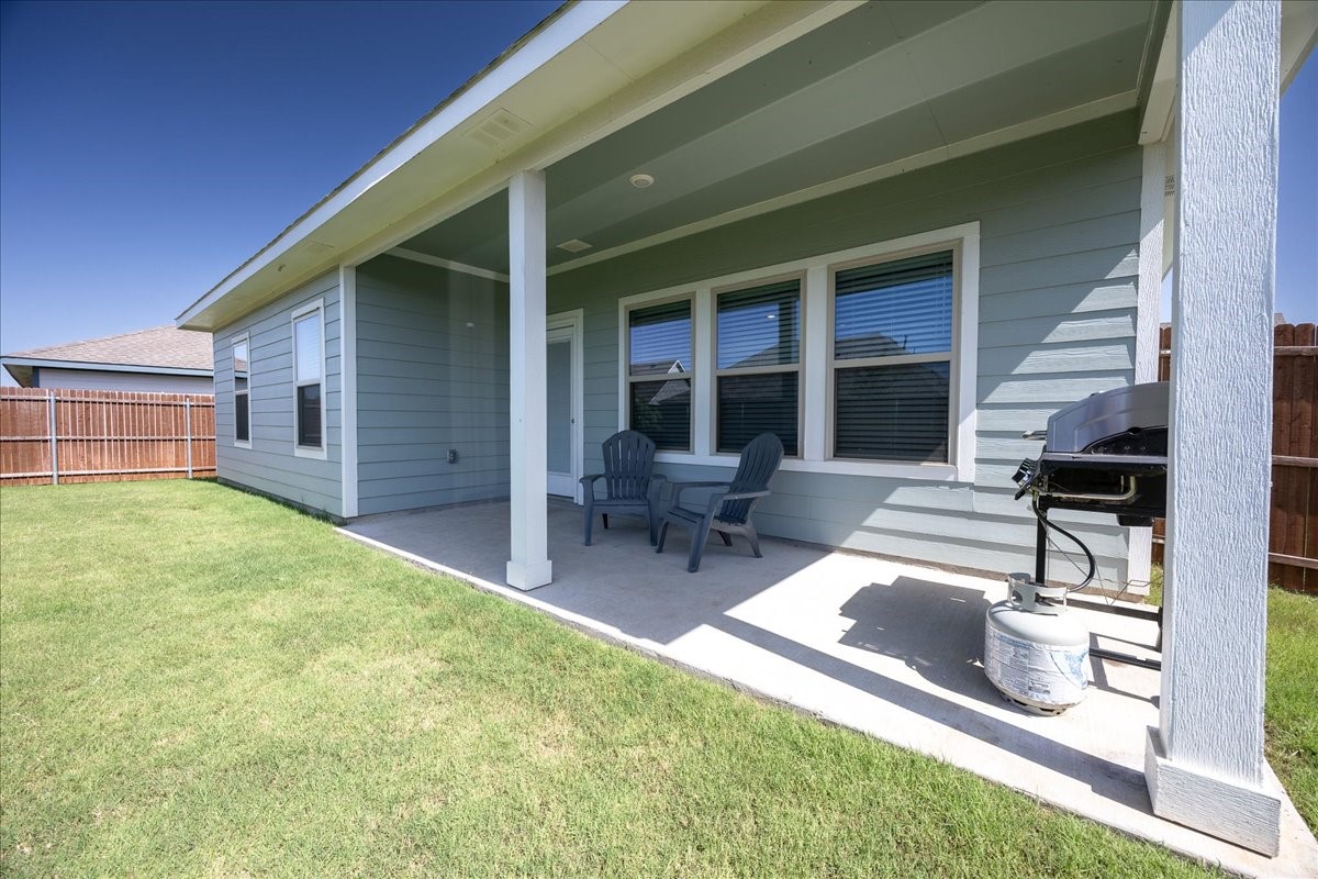729 Amelia Court Pilot Point TX 76258
