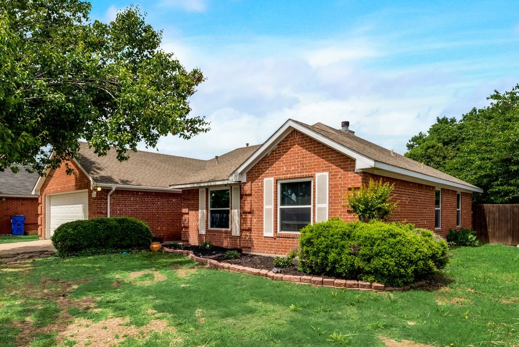 413 E Church Street Forney TX 75126