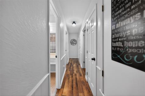 709 S Oak Street Van TX 75790