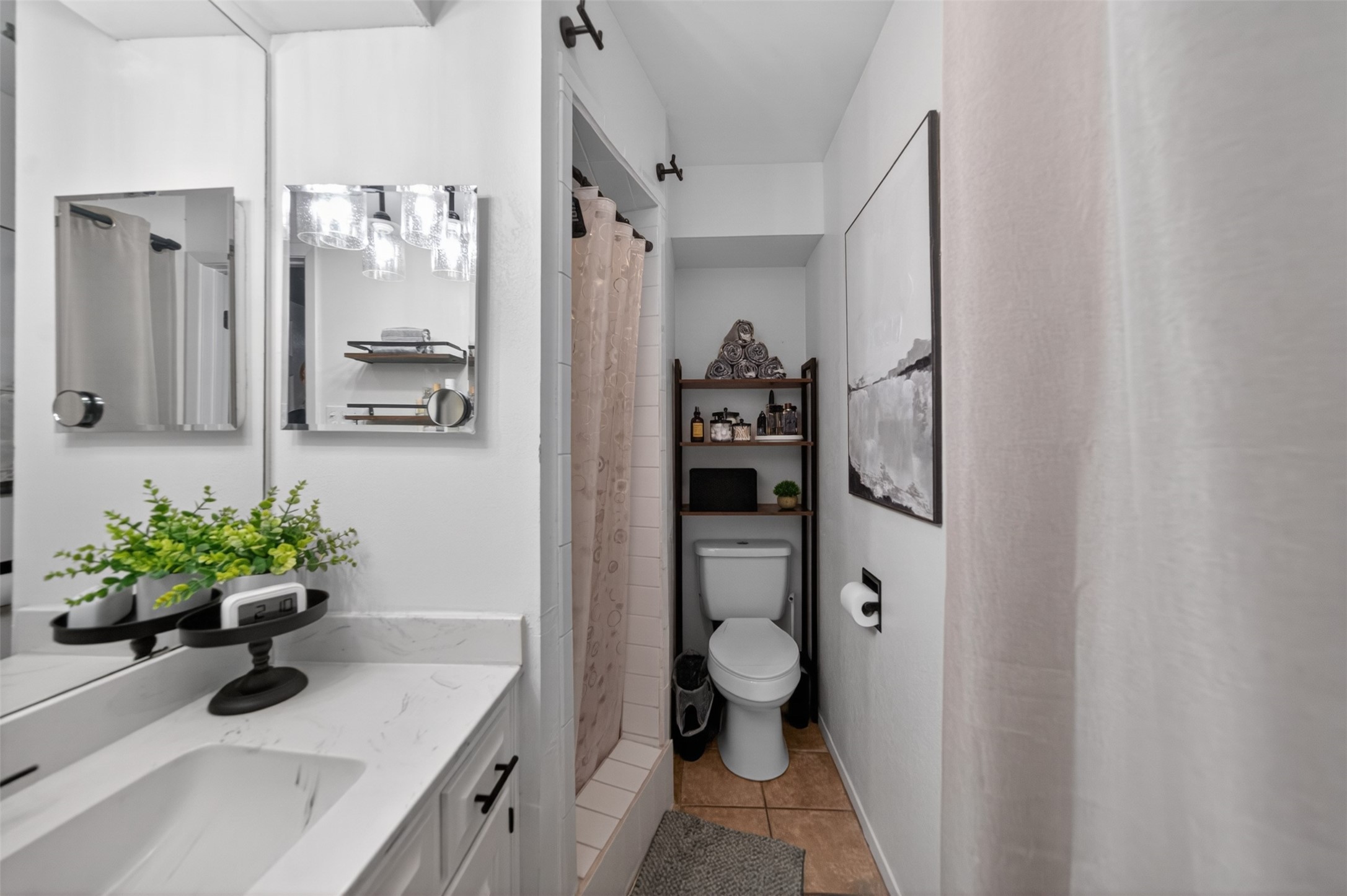 709 S Oak Street Van TX 75790