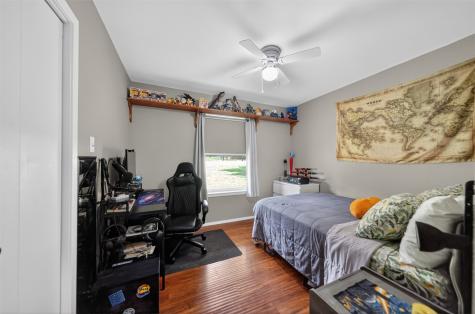 709 S Oak Street Van TX 75790