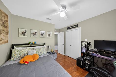 709 S Oak Street Van TX 75790
