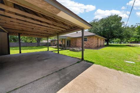 709 S Oak Street Van TX 75790