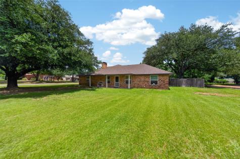 709 S Oak Street Van TX 75790