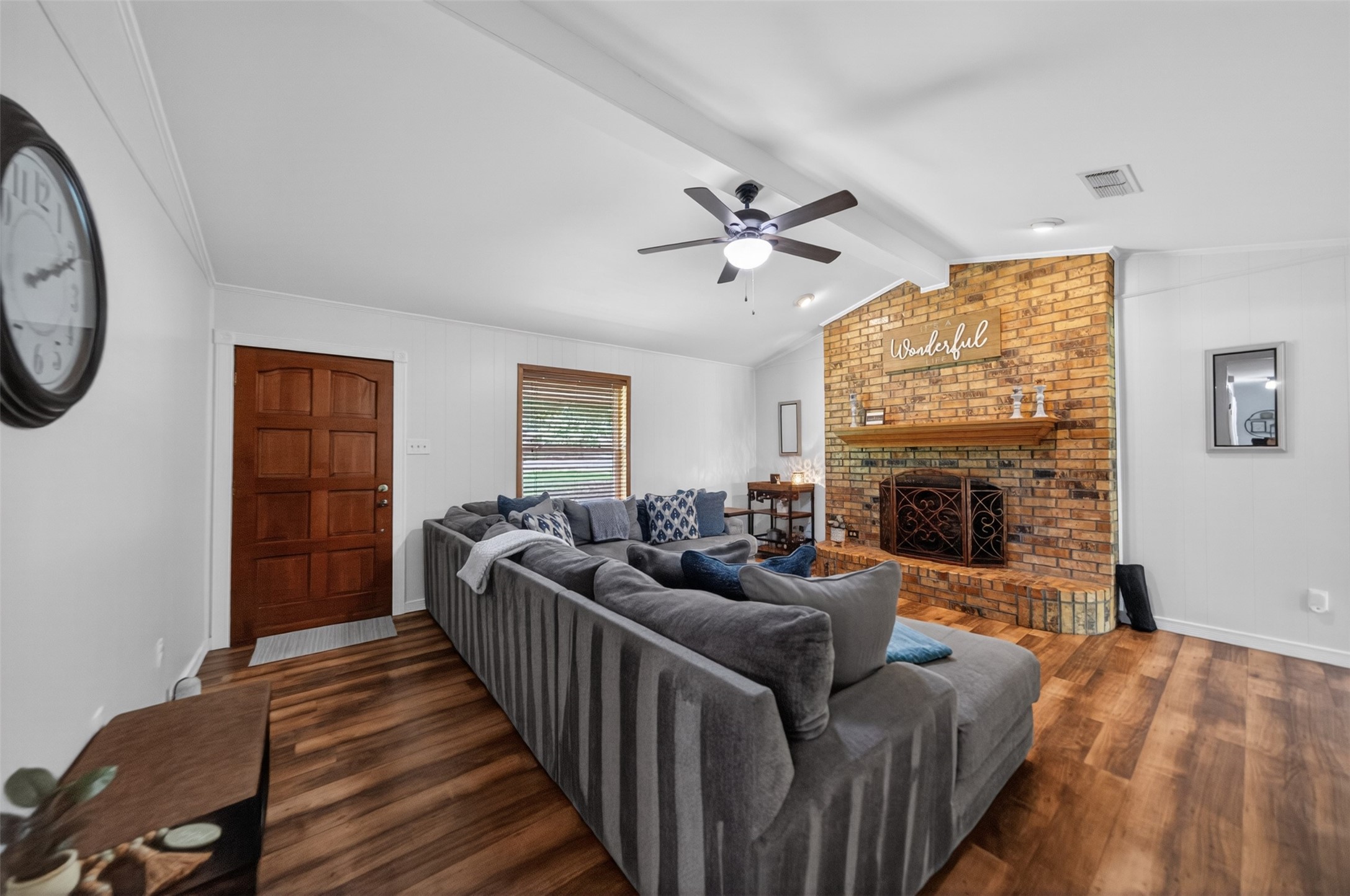 709 S Oak Street Van TX 75790