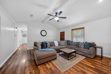 709 S Oak Street Van TX 75790