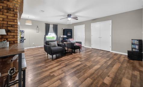 709 S Oak Street Van TX 75790