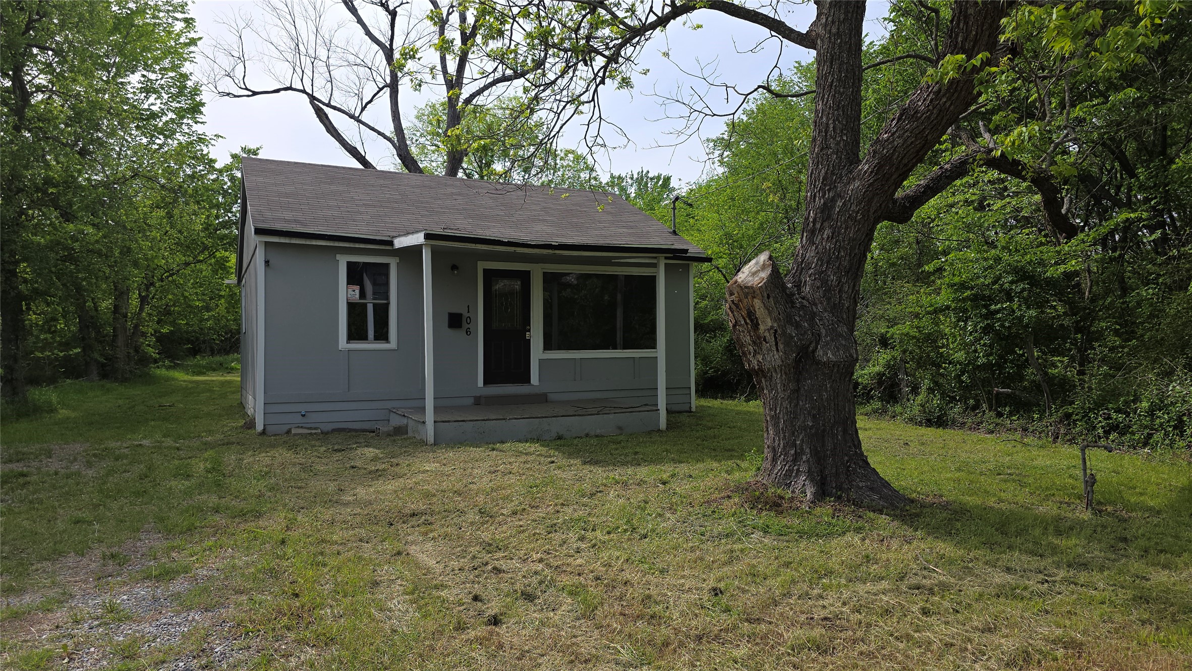 106 S Wilson Street Ladonia TX 75449