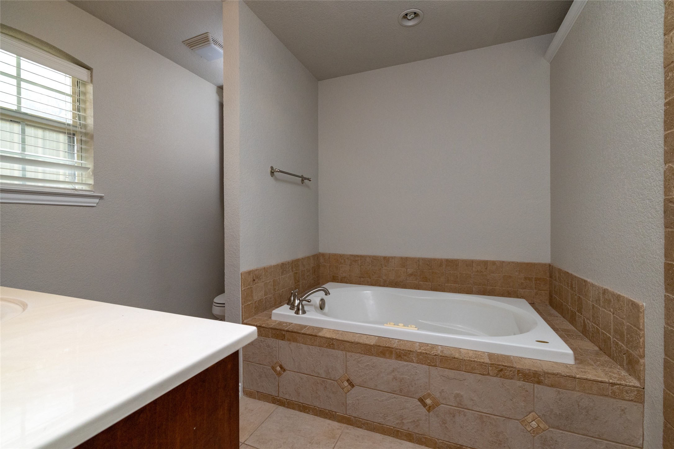 365 Cimmarron Trail Runaway Bay TX 76426