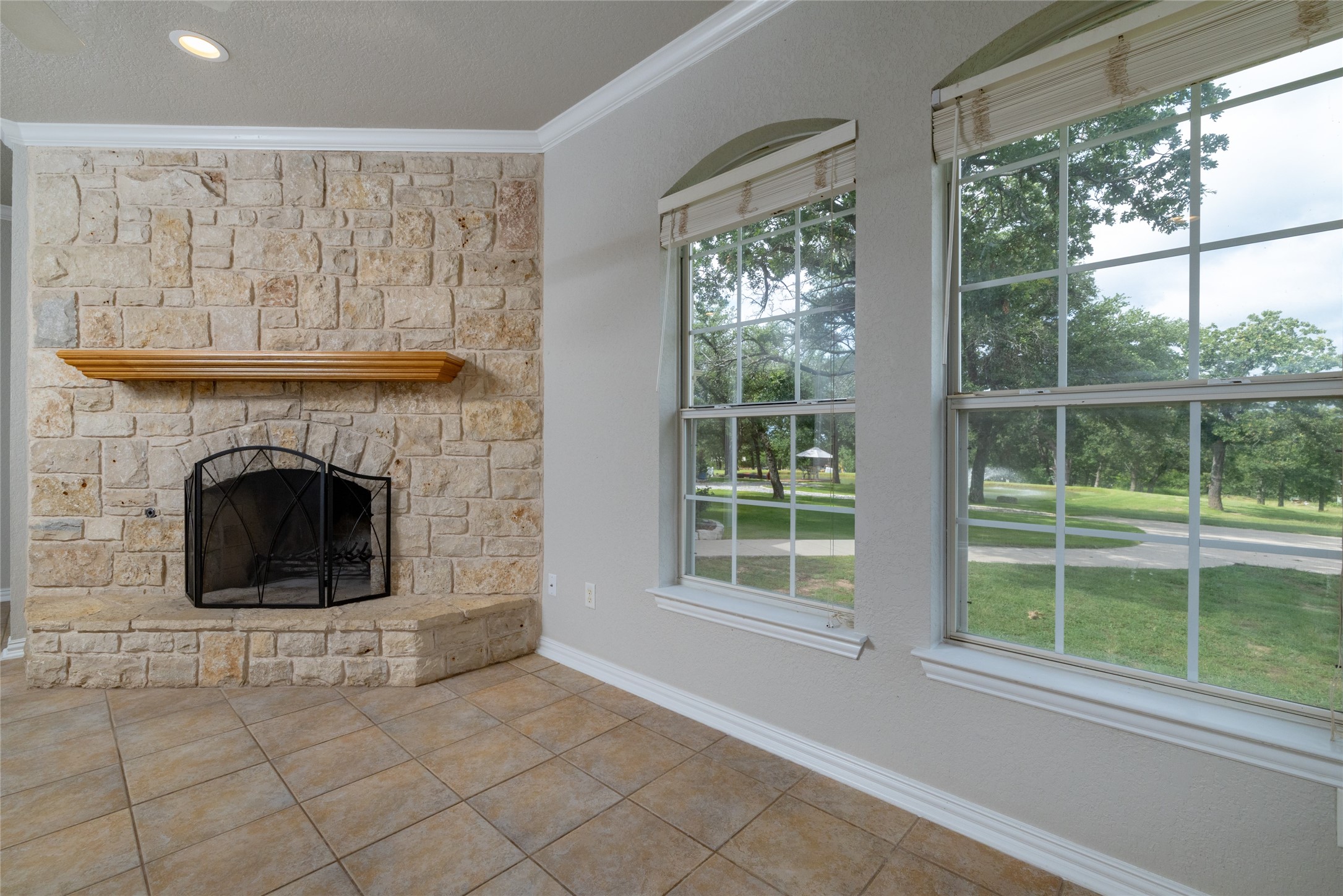 365 Cimmarron Trail Runaway Bay TX 76426