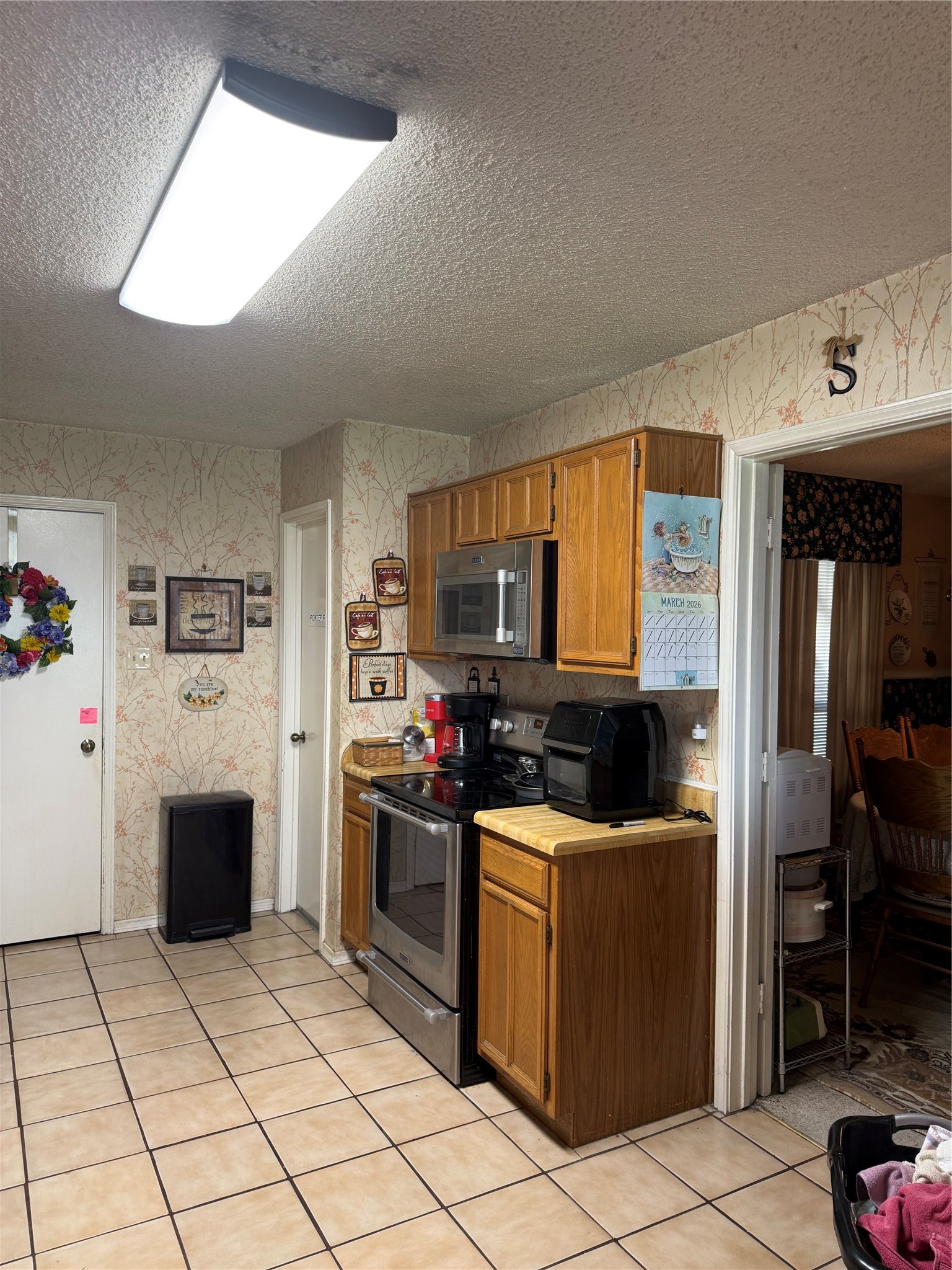 2634 Danberry Lane Grand Prairie TX 75052
