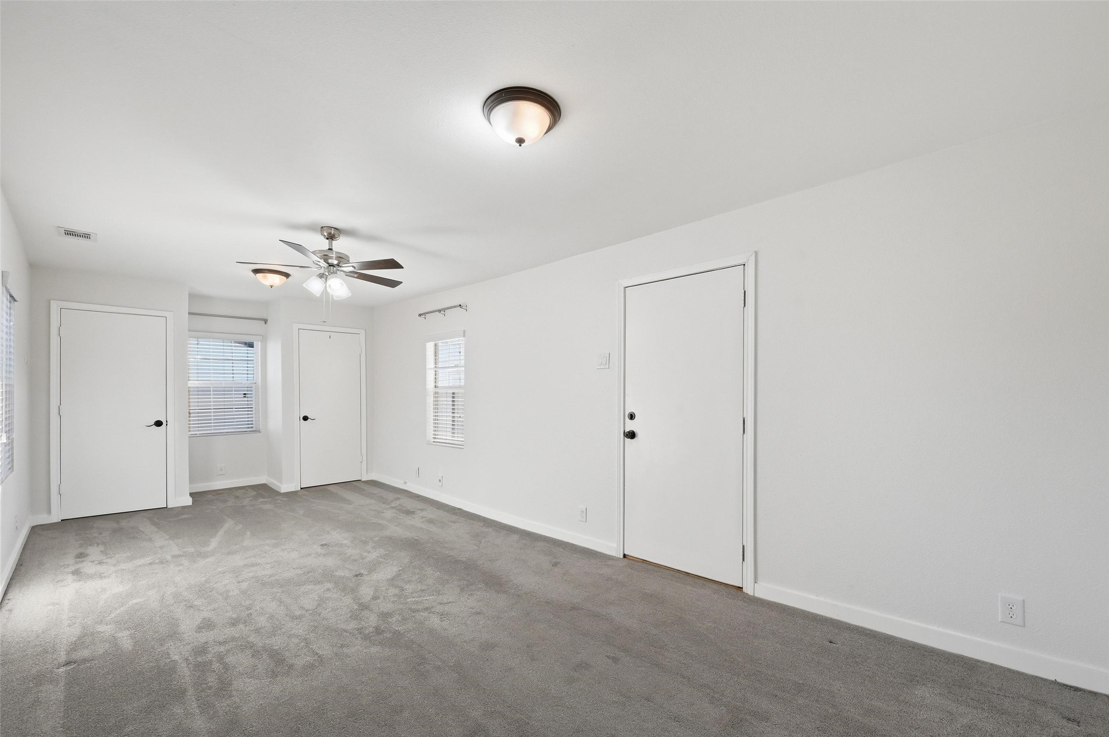 1654 Hansboro Avenue Dallas TX 75224