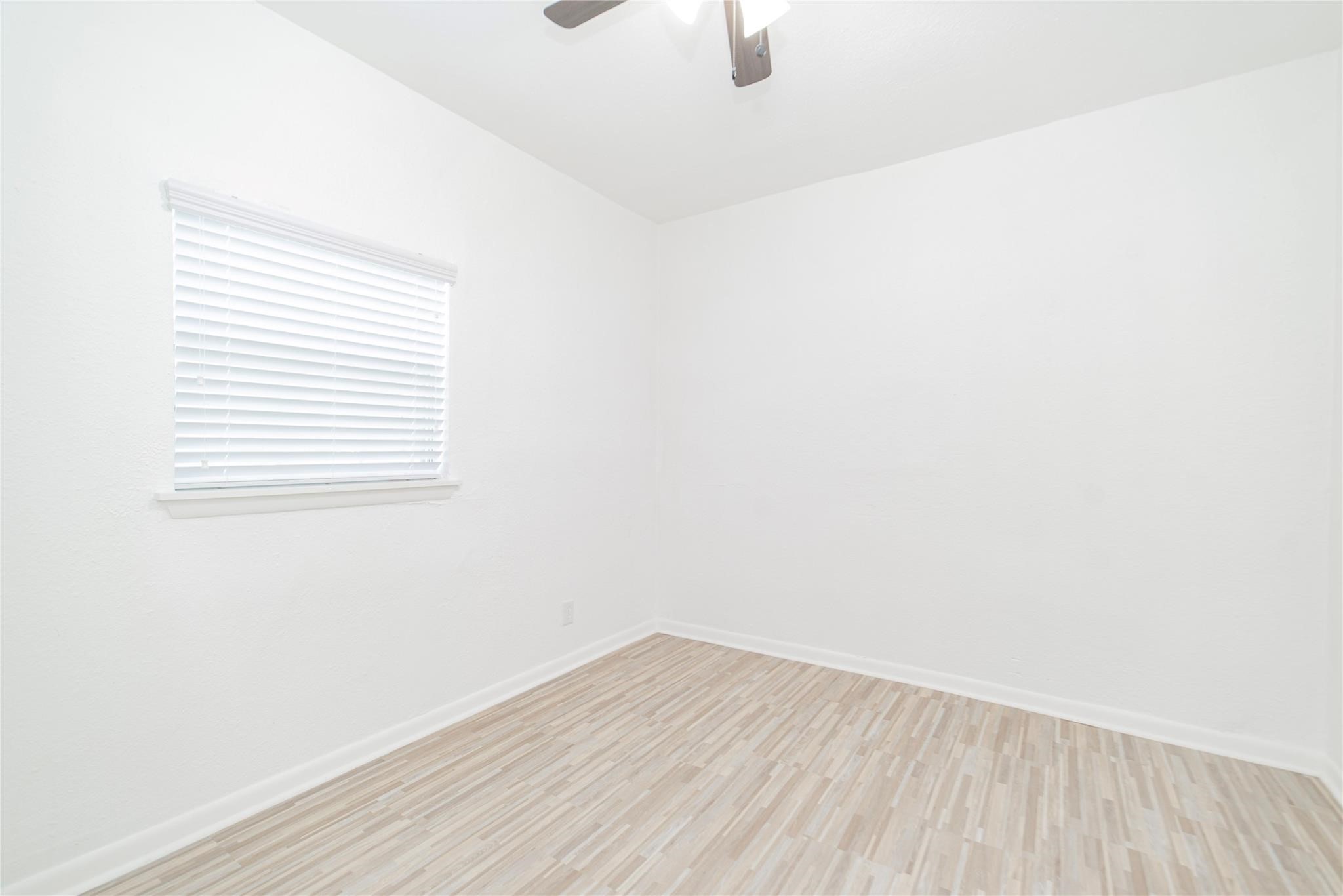 1654 Hansboro Avenue Dallas TX 75224
