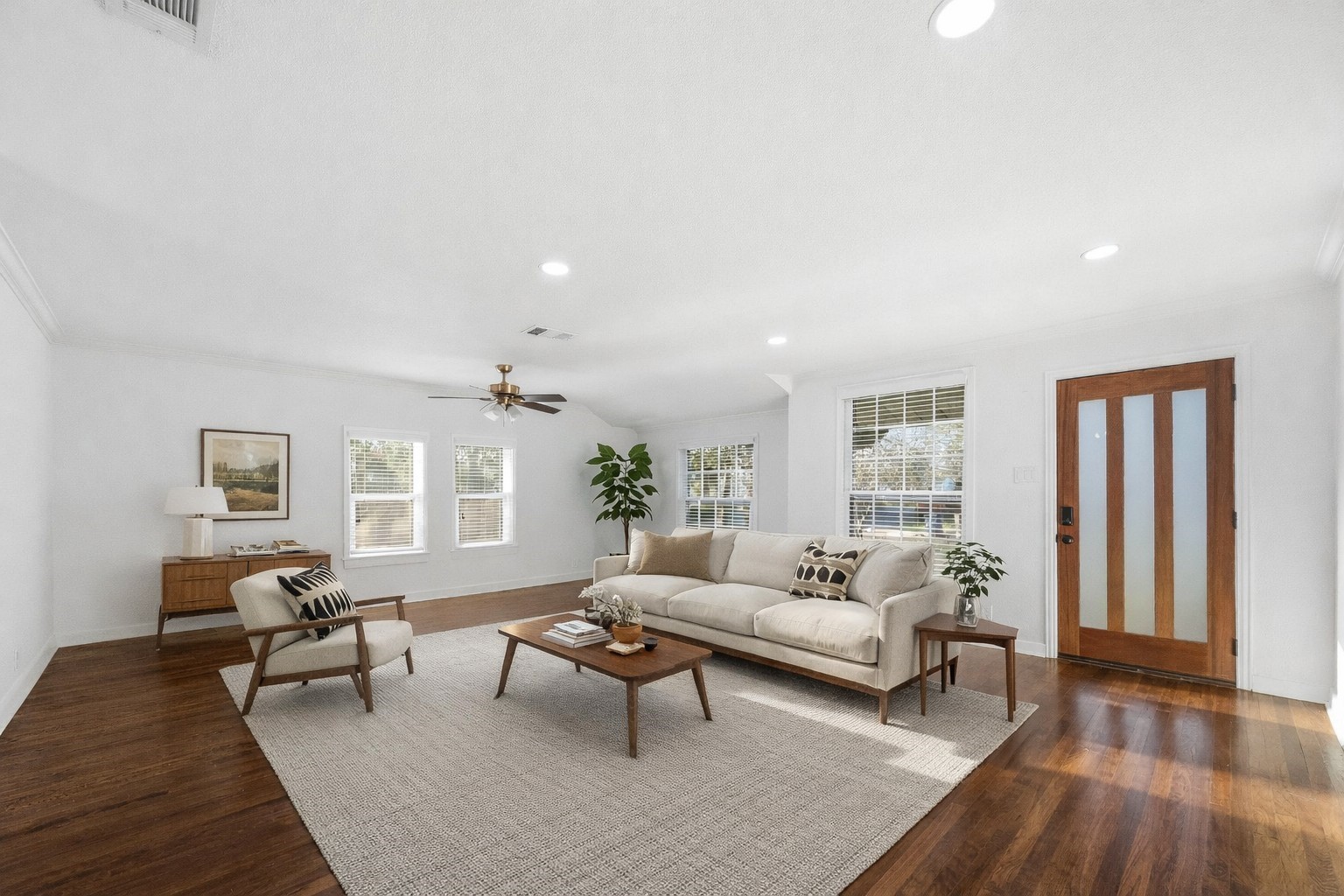1654 Hansboro Avenue Dallas TX 75224