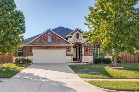 1018 Wooded Creek Drive Cedar Hill TX 75104