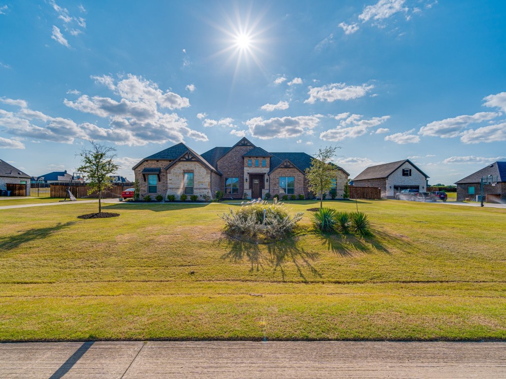 2721 Clear Lake Drive Midlothian TX 76065