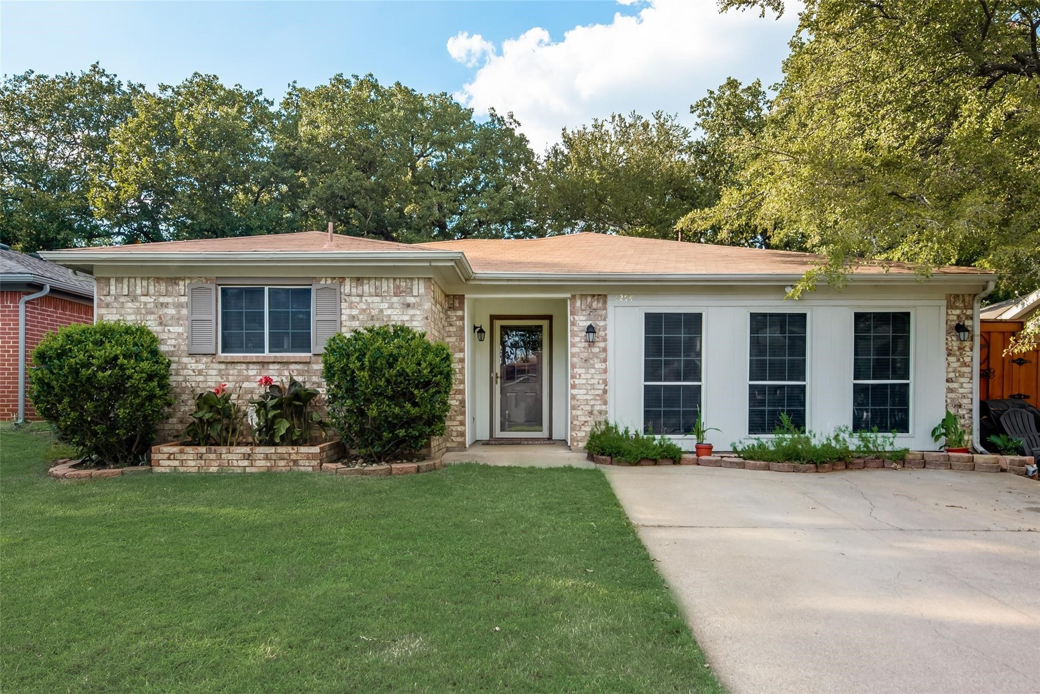 1204 Glen Creek Drive Mansfield TX 76063
