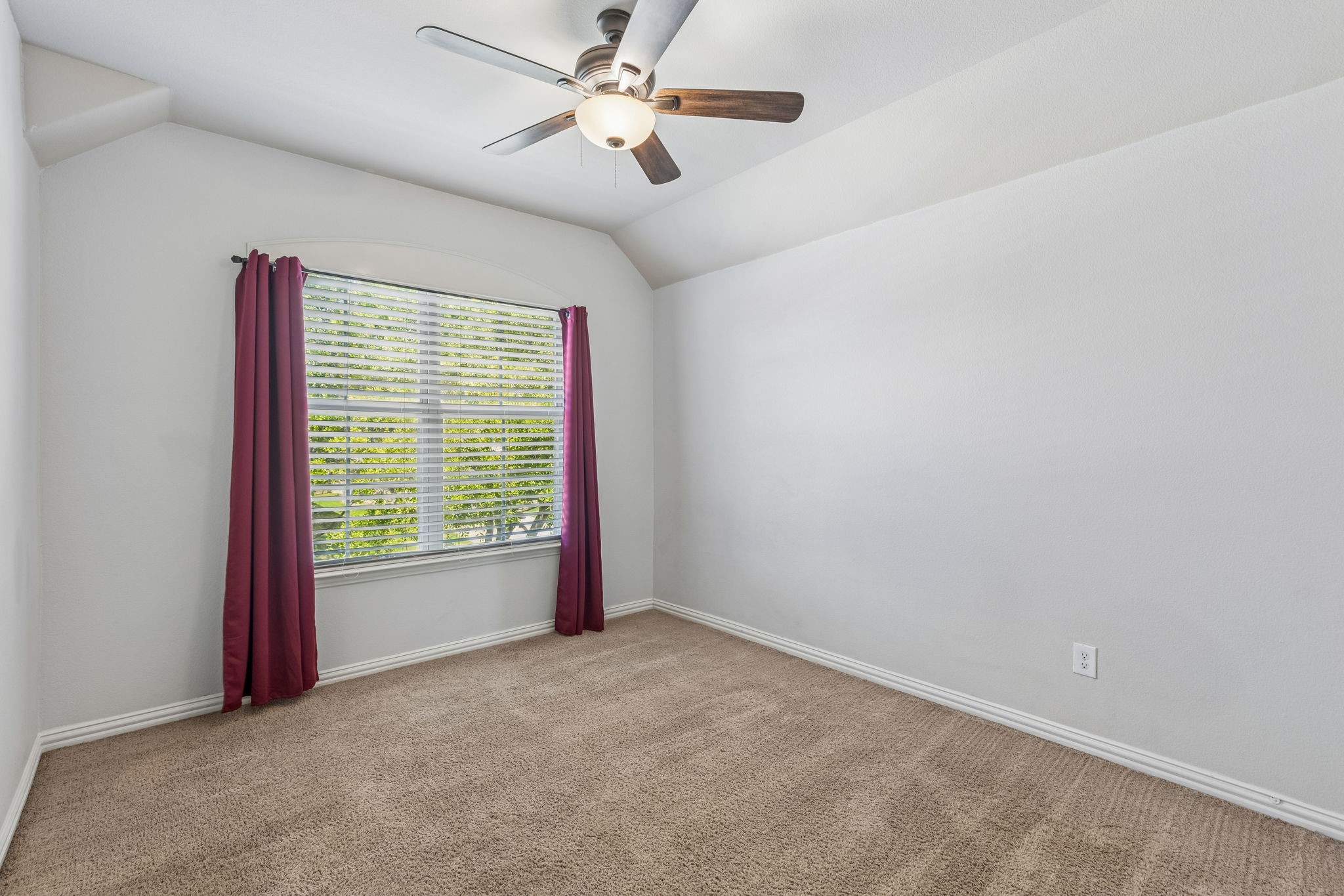 7258 Mirada Grand Prairie TX 75054