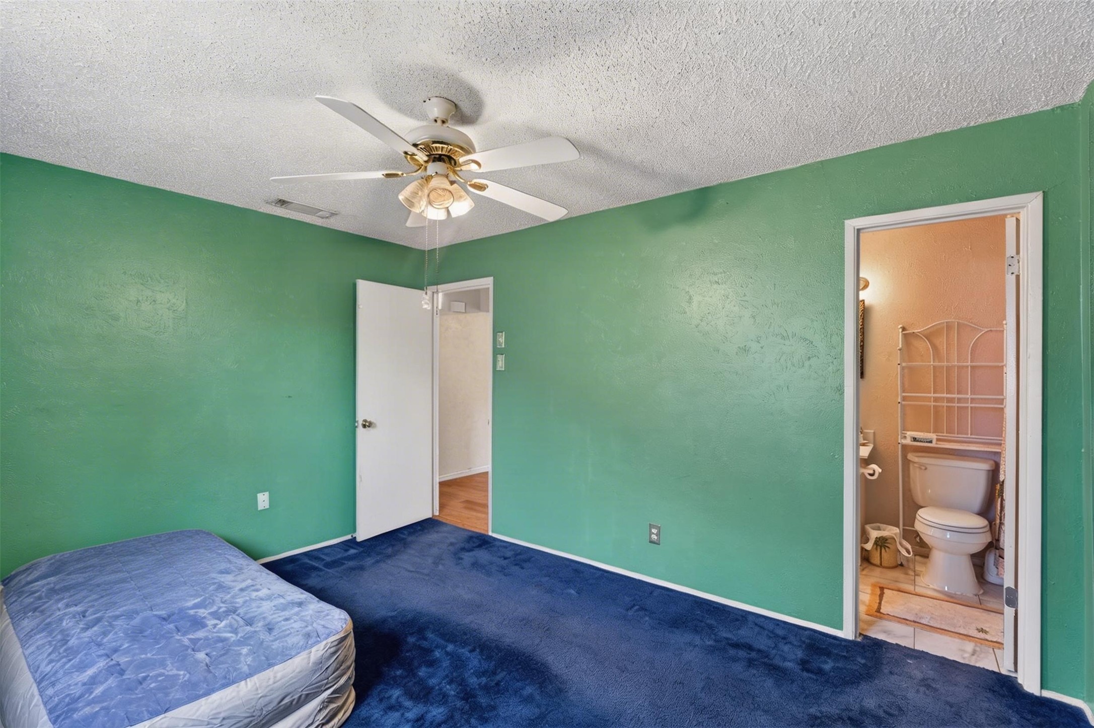 1101 Sunset Drive Garland TX 75040