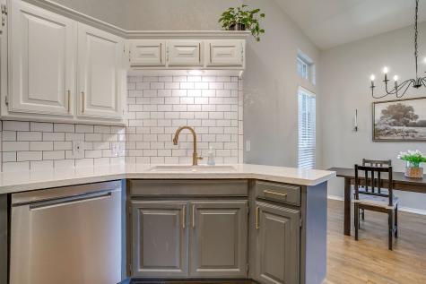 841 Park Meadow Lane Burleson TX 76028