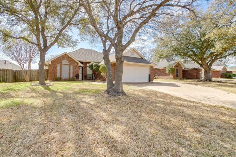 841 Park Meadow Lane Burleson TX 76028