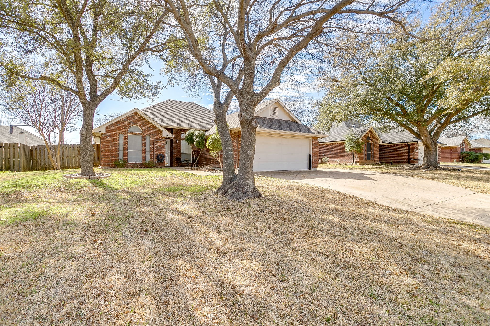 841 Park Meadow Lane Burleson TX 76028