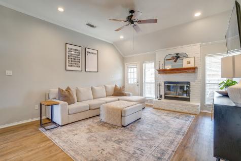 841 Park Meadow Lane Burleson TX 76028