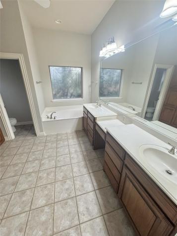 9763 Rock Dove Circle Fort Worth TX 76244